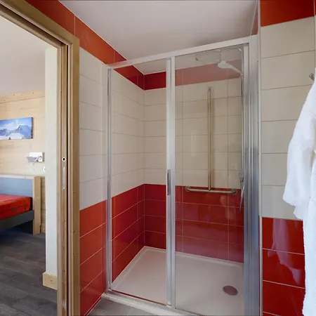 Renove 8 Pers., Acces Pistes, Espace Bien-etre, Animaux Admis - Fr-1-181-1073 Lägenhet *