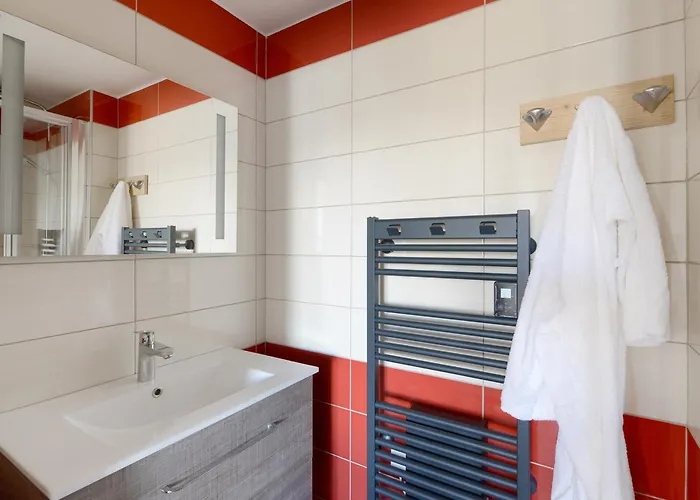 Renove 8 Pers., Acces Pistes, Espace Bien-etre, Animaux Admis - Fr-1-181-1073 Lägenhet La Plagne